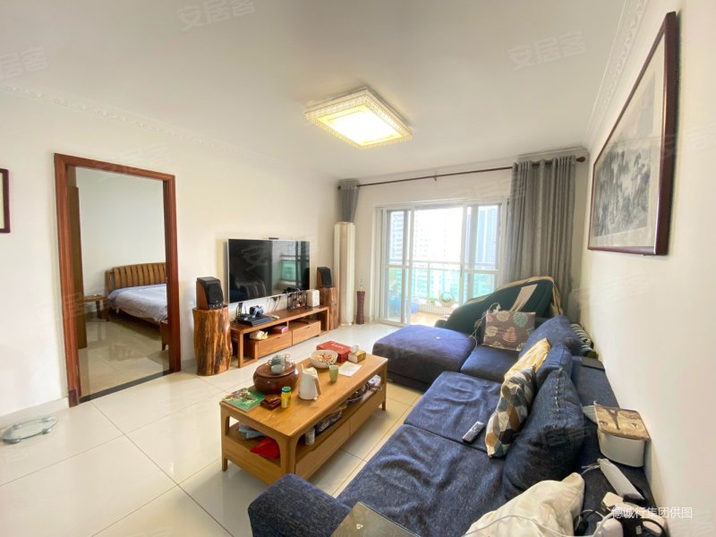 坚真花园3室1厅1卫106.74㎡北558万