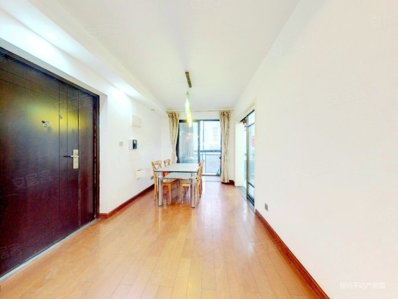 南瑞路 金陵大公馆 大三房 小高层 三开间朝南  车位 急售