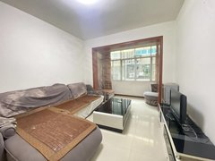 德阳广汉市雒城夜市附近低楼层套二800一个月，家具家电齐全拎包入住长租可谈出租房源真实图片