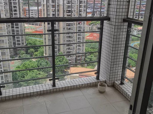 广州黄埔科学城天鹿花园温馨三房 家电全 随时可以入住 生活便利出租