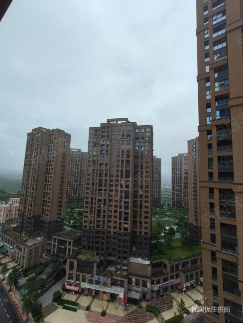 贵阳房产网>贵阳二手房>清镇二手房>城区二手房>广大城耀境30地块>488