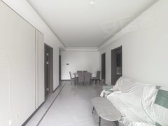 重庆沙坪坝土主户型方正采光好，房间干净卫生出租房源真实图片