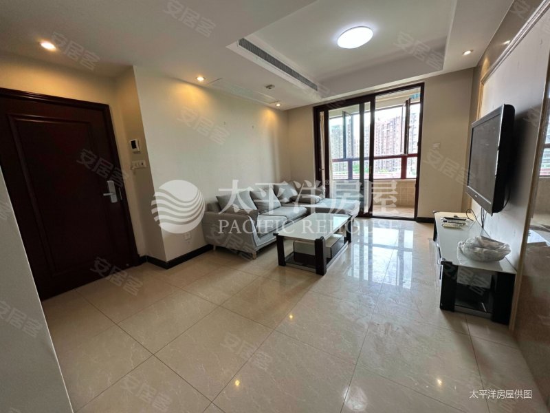 浦发御园电梯9楼房龄新精装可拎包入住密度低