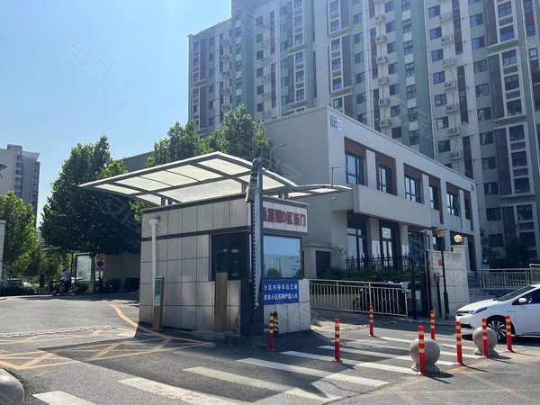 金盏嘉园主卧出租望京大山子798恒通国际酒仙桥地坛医院蟹岛