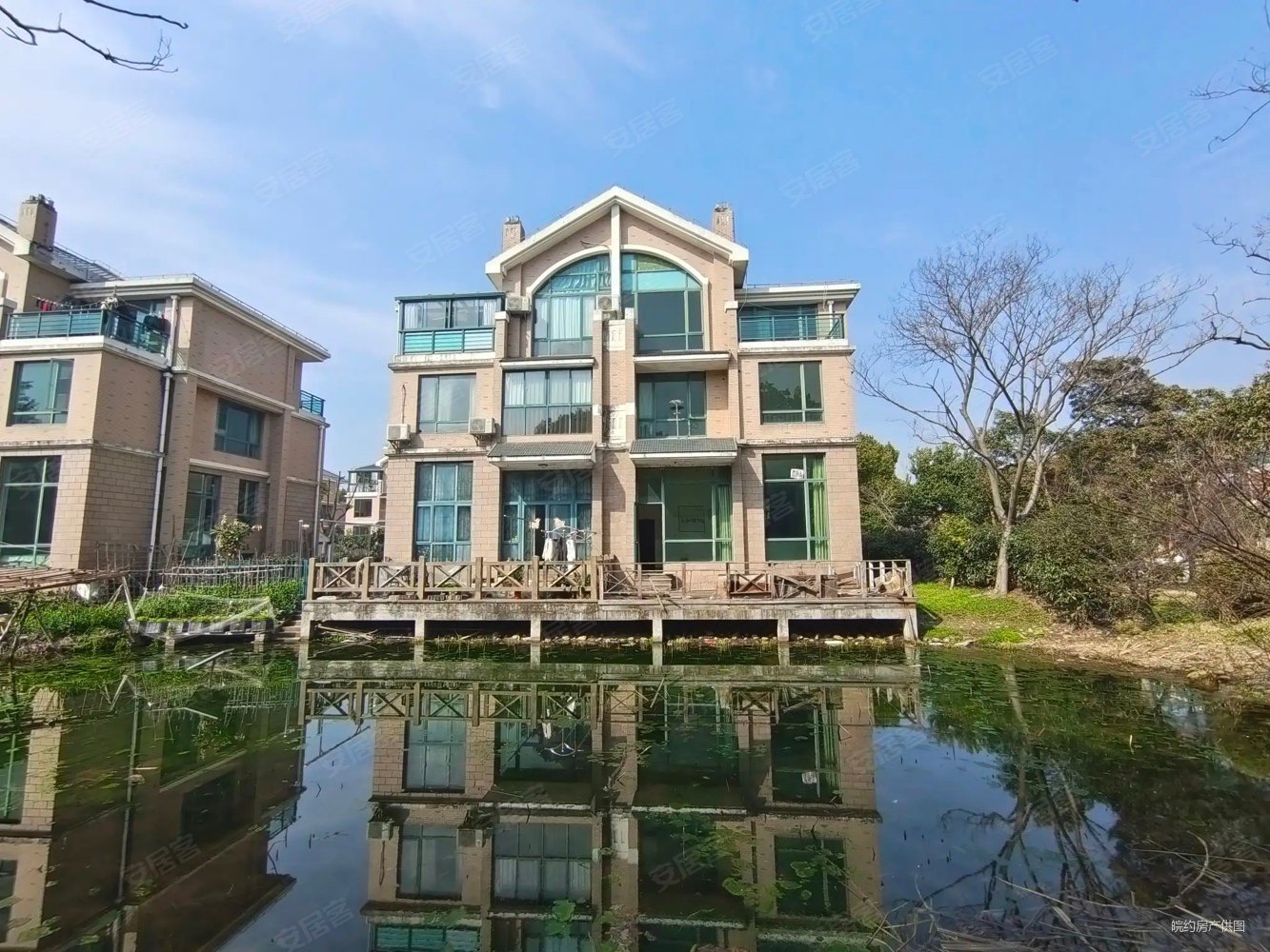 爱丁堡润峰苑别墅