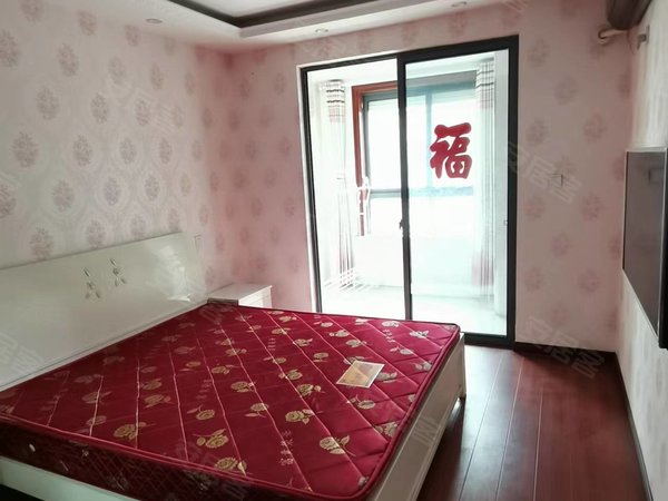 镇江京口京口吾悦广场银湖花园银湖花园 3室2厅2卫 电梯房 精装修 南北通透出租房源真实图片