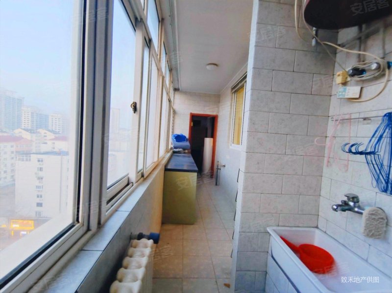 青岛房产网>青岛二手房>市南二手房>福州南路二手房>鲁信长乐花园>800