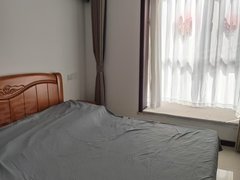 龙口东城区兰兴路府西北区出租三室两卫135平带草房,第一次出租出租房源真实图片