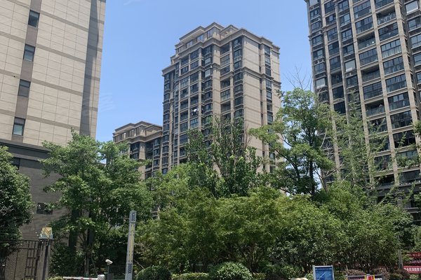 昆山小区 陆家小区 陆家镇小区 水岸香堤