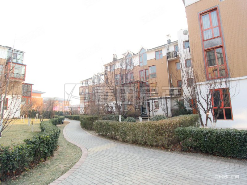 西山美墅馆4室2厅2卫200.55㎡西南2290万