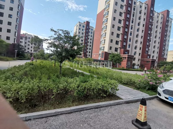 青岛莱西周格庄尚城家园电梯房可短租.房东交物业费.