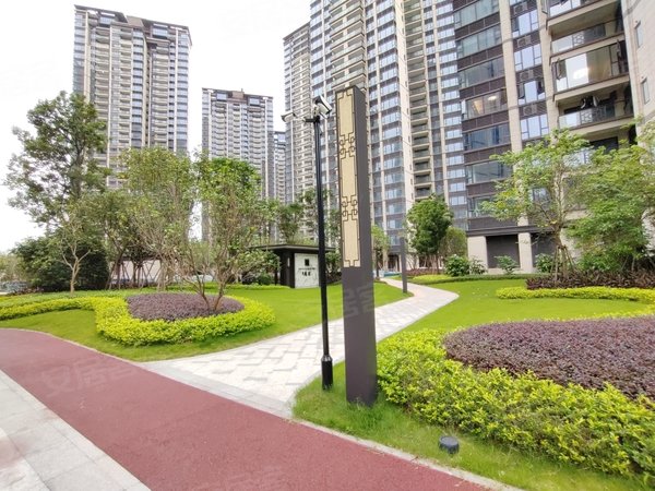 广州增城新塘招商臻园不要错过 高档小区 品质招商物业 南向四房出租