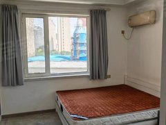 上海城公寓包费用 家具家电全 干净 拎包入住