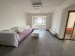 东明东明城区东明市区学府名都 2个空调 家具家电齐全 拎包入住 随时看房出租房源真实图片