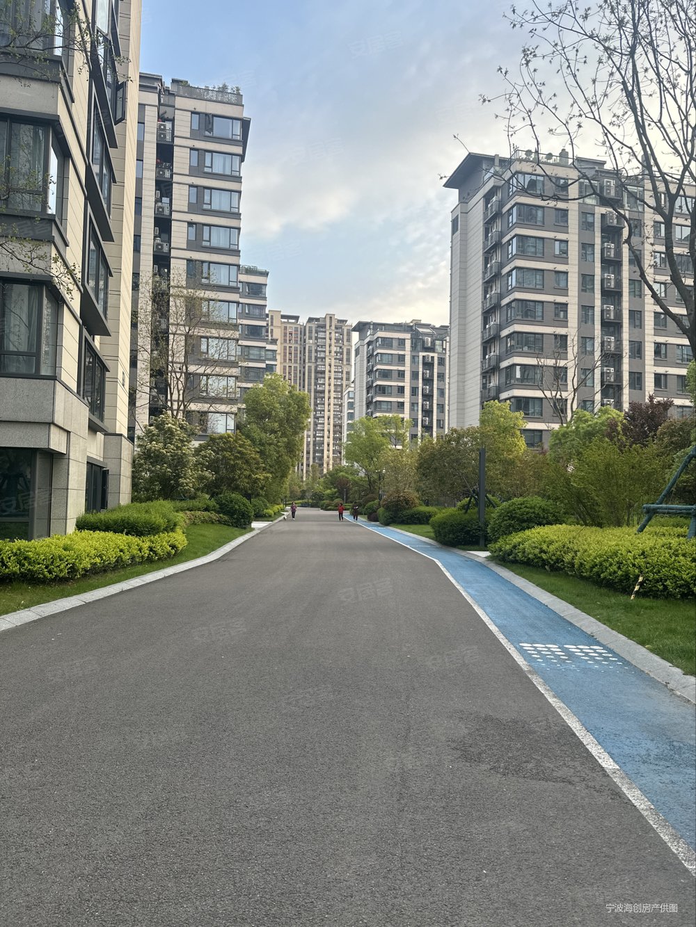 尚悦府新交付次新大三房高层 爱菊,保利天悦(一期)二手房,389万,3室2