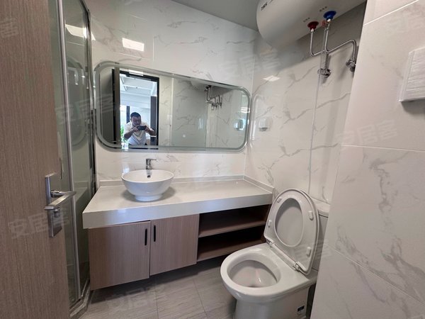 海宁海宁市区硖石新华苑爱琴海 工人路 仙女房 2室2厅1卫  配套齐全