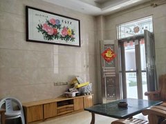 韶关武江新城区新城西联新村60方2房1厅1卫，无公摊保养新拎包入住，带院子出租房源真实图片