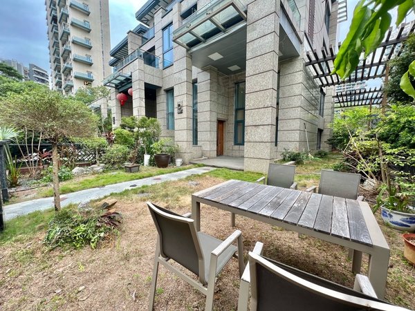 三湘海尚带ktv娱乐室豪装大别墅适合做会所