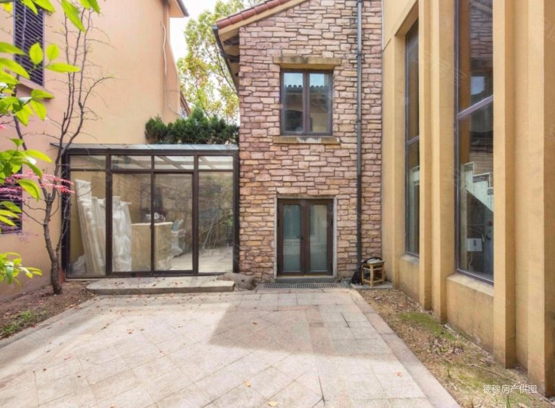 拥有新湖仙林翠谷,尽可享受优渥生活!,新湖仙林翠谷二手房,366万,5室2