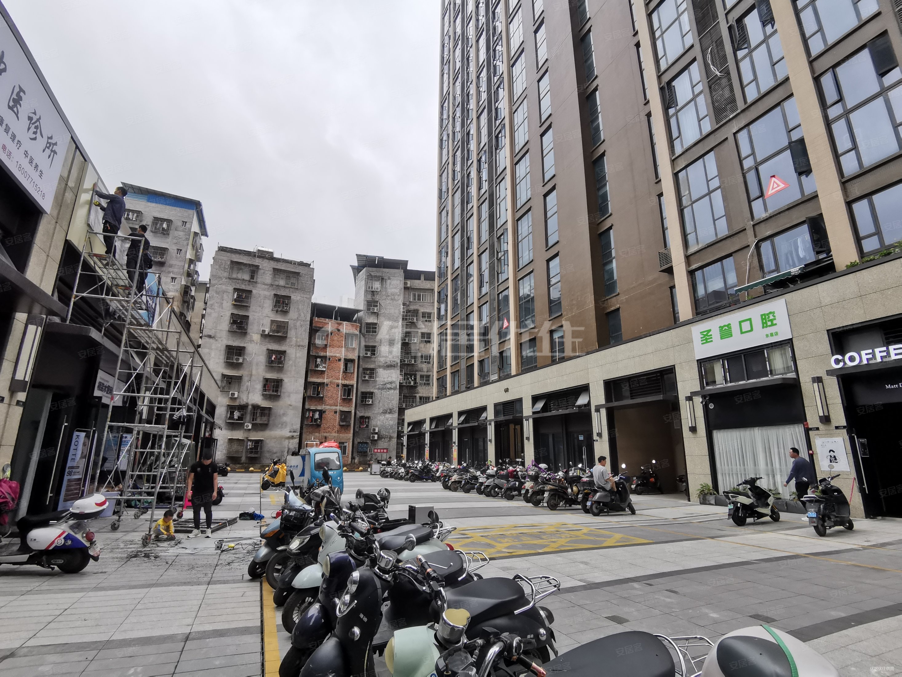 东葛地铁口成熟配套齐全,龙光玖珑华府(商住楼)二手房,30万,2室2厅,2