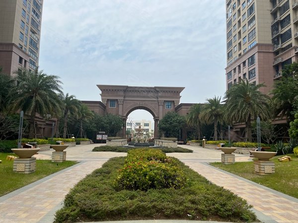 泉州台商区台商投资区圣莎拉尊湖尊湖两房1350包物业,家具家电齐全看