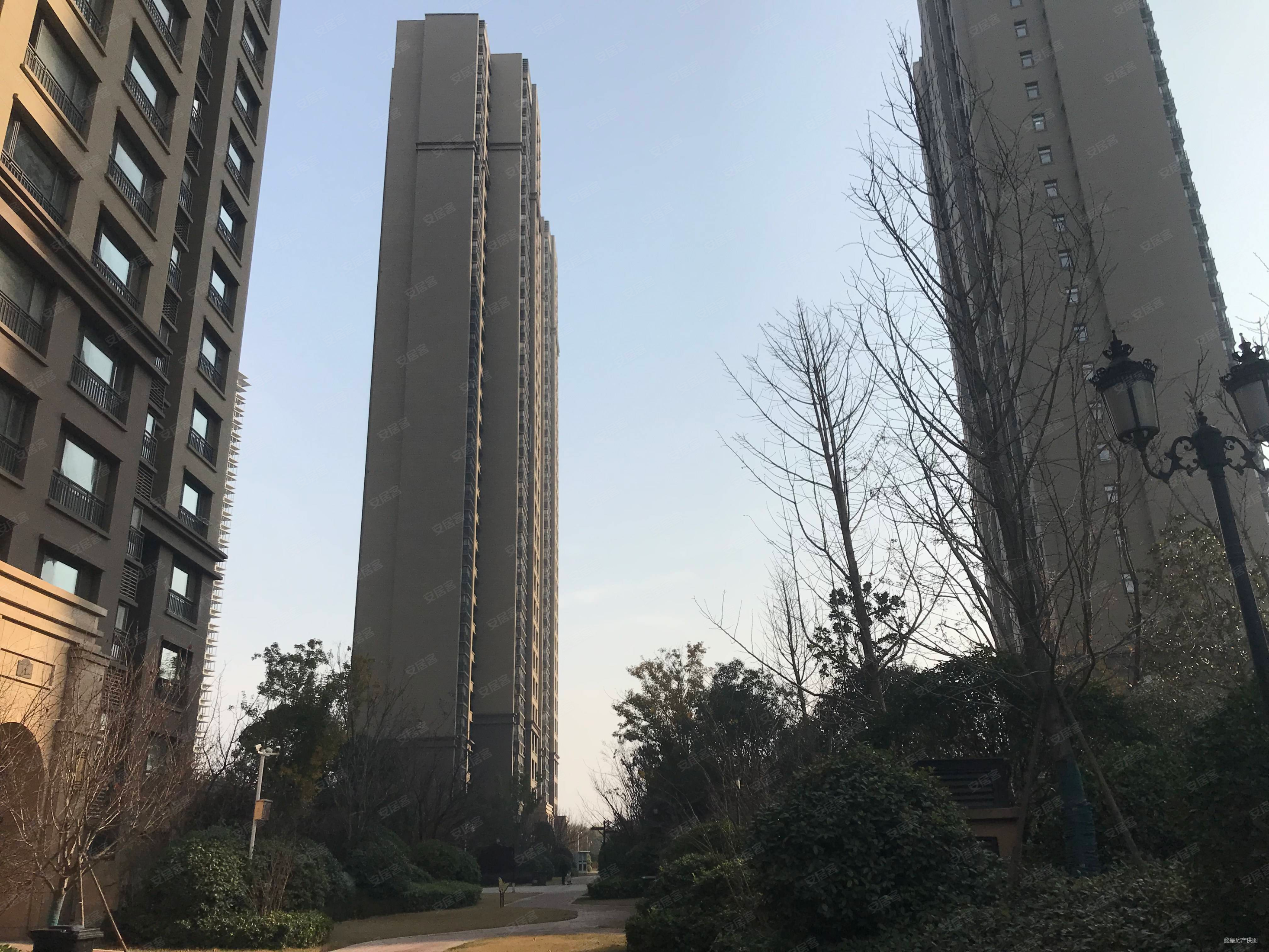 开元壹号瑞境苑4室2厅2卫158㎡南北123万