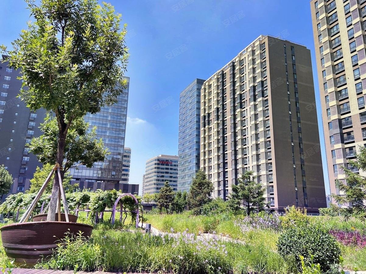 房产网>北京二手房>丰台二手房>科技园区二手房>京投银泰万科西华府>