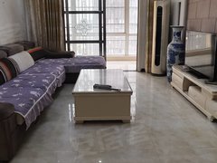商丘永城城区出租,盈和国际四室两厅两卫,精装修拎包入住附近有一小实验中学出租房源真实图片