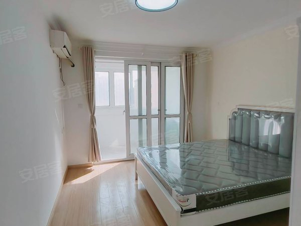 上海浦东惠南海曲雅苑0中芥费,16号线惠南海曲雅苑整租三房.