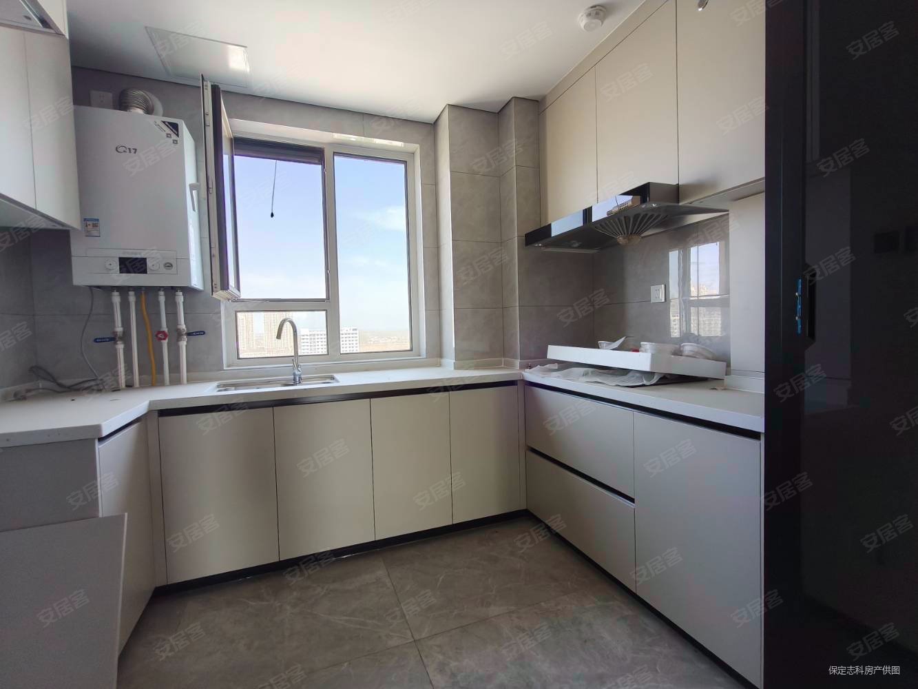 中国府3室2厅2卫127㎡南北139万