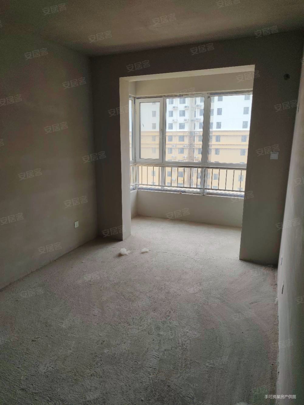 领秀紫晶城2室2厅1卫99㎡南57万