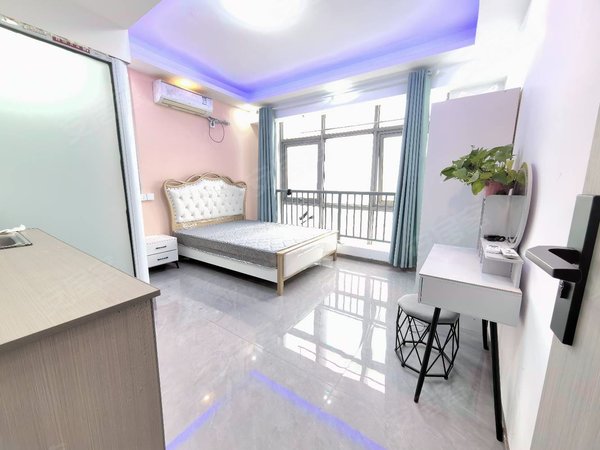 昆山周市镇周市新镇港龙喜临门建材家居广场万达对面港龙建材旁,一室