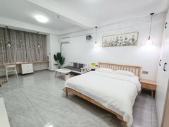 洛阳洛龙宝龙城市广场宝龙广场 精装一室 押一付一可短租月付 拎包入住 配置齐全出租房源真实图片