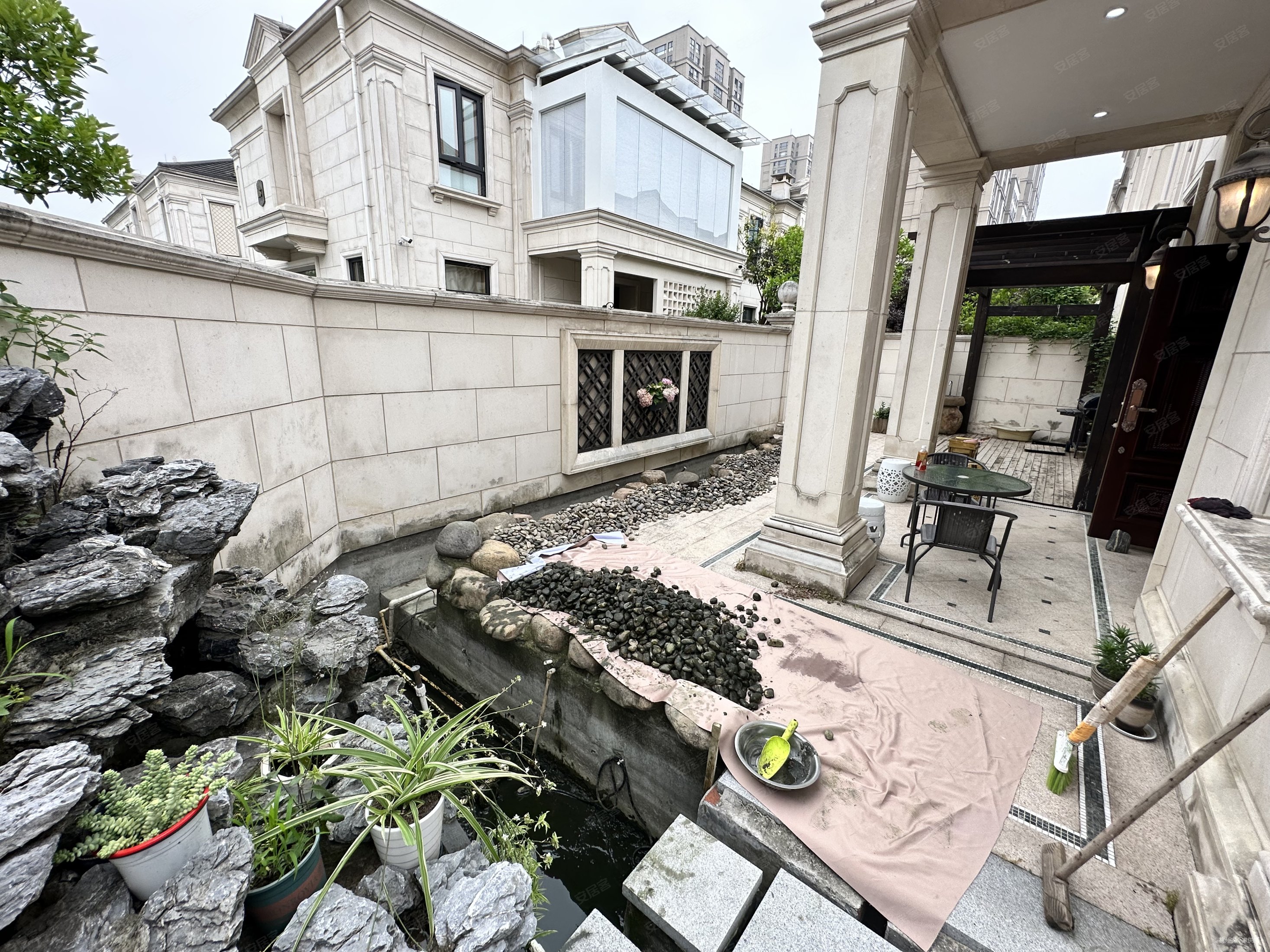 杭州房产网>杭州二手房>临平二手房>临平北二手房>东晖龙悦湾(别墅)>