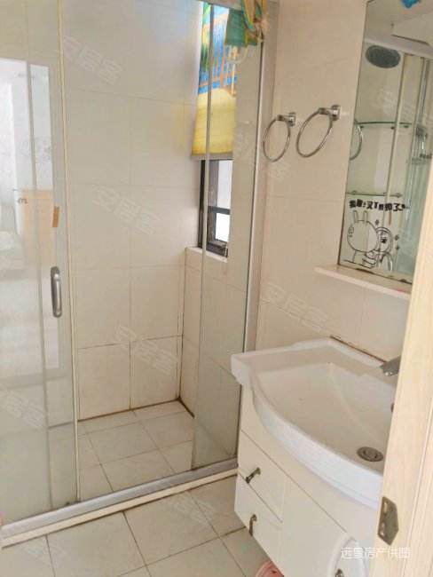 只要98不要看标价国际公馆房东赚大钱换大房精装两室