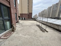 明港平桥平中大街大露台房出租 南北通透 家具齐全 拎包入住出租房源真实图片