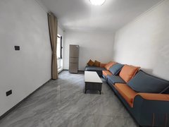巴音郭楞库尔勒新市区鸿丰超市,鸿丰大街坊,电梯精装修,两室两厅,拎包入住出租房源真实图片