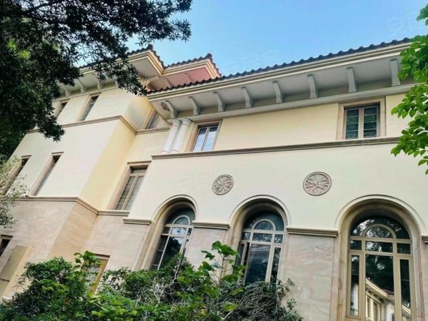 广州天河五山汇景新城(别墅)汇景新城别墅花园150方地下室300方 少有