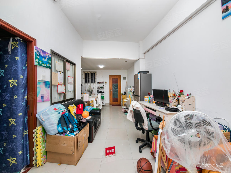 龙华出价就卖惊天大笋盘煜丰泽花园广场两房两厅