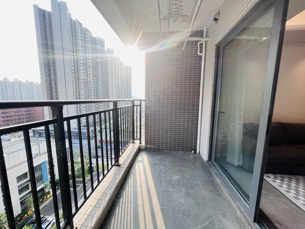 广州黄埔鱼珠富颐华庭鱼珠新高档小区 富颐华庭 免停车费 全新家私