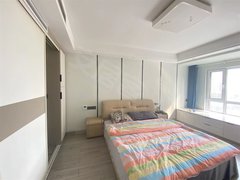 金坛新城吾悦广场鑫城大道中央空调带地暖四室两卫随时看房 吾悦附近 吾悦华府 141平出租房源真实图片