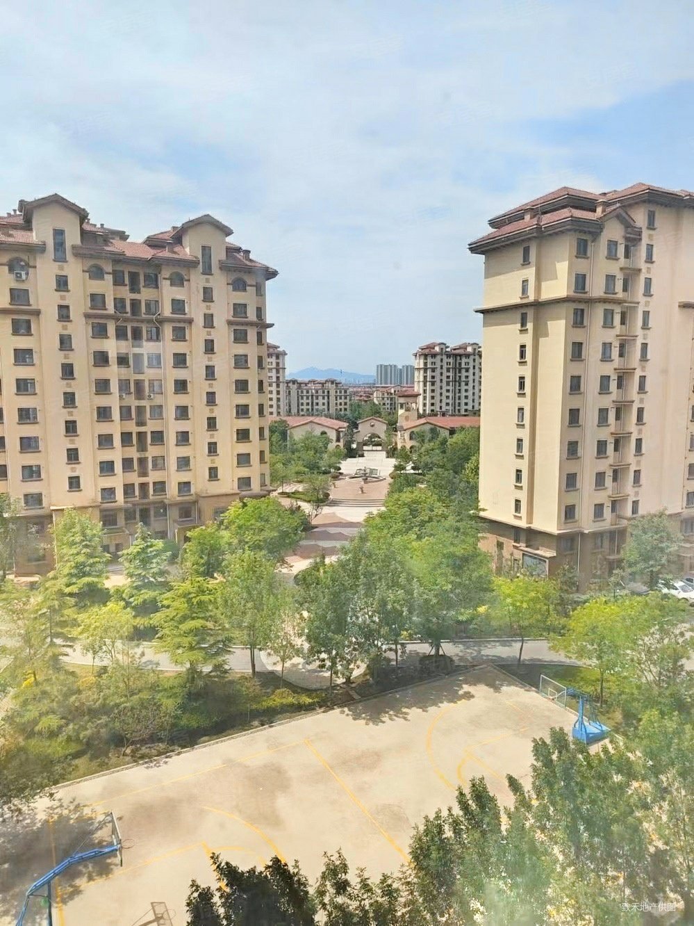 岭海逸景湾3室2厅1卫116.32㎡南北75万