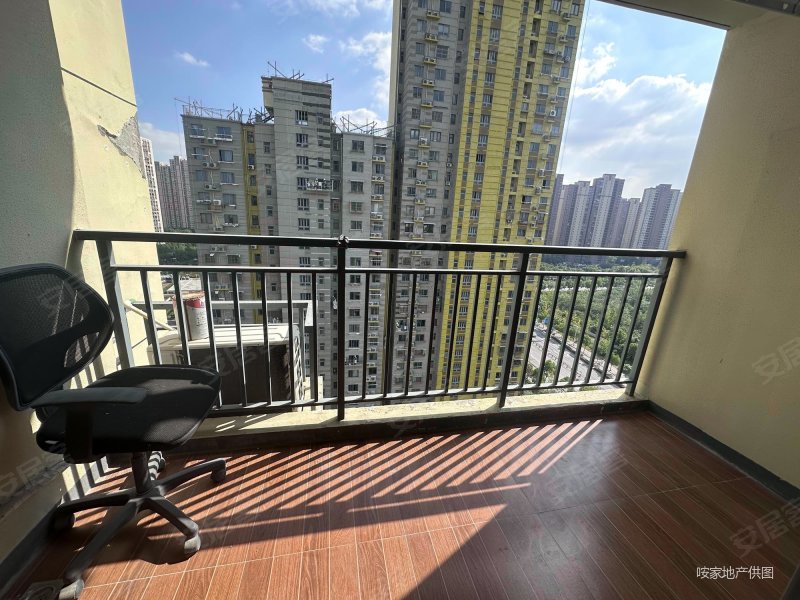 东方康安家园2室1厅1卫81.19㎡南330万