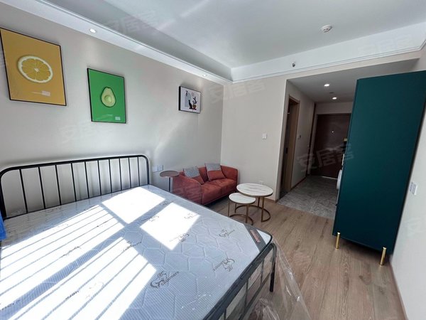 济南高新国际会展中心中垠广场万达精装公寓首,次出租可月付短租全新