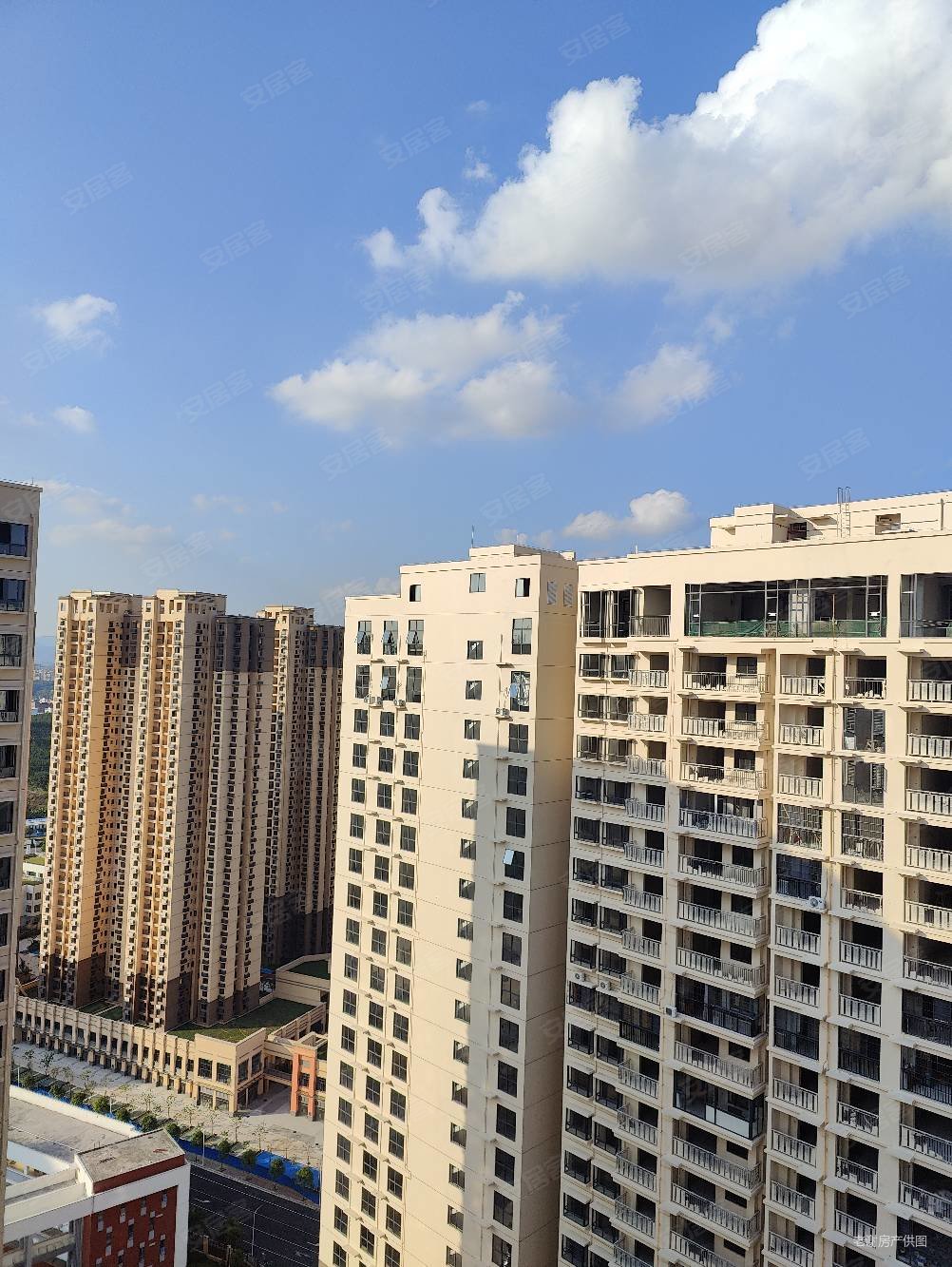 金河中心1室1厅1卫38.47㎡南北19.8万