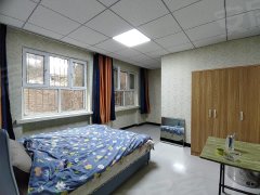 喀什喀什市喀什城区明升国际附近小院出租，有11个房间每个都带独立卫生间出租房源真实图片