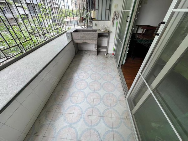 福州仓山六一南路龙津花园三叉街,地铁口龙津花园,大三房拎包入住出租