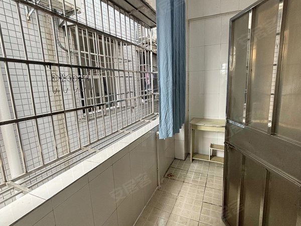 天河岑村红花岗 近小鹏 全光线大一房一厅 可做饭拎包入住