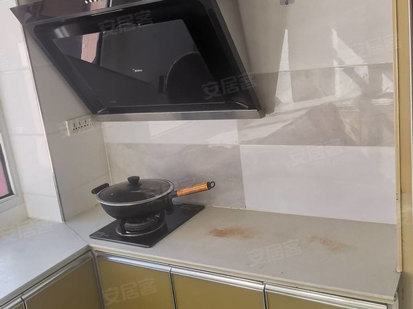 包头昆都仑恰特团17号街坊蔬菜楼精装修二楼出租恰特西团17街坊二楼70平全家具家电淋浴出租房源真实图片