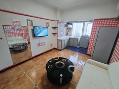 重庆巴南龙洲湾万达 一室一厅 押一付一 没有中介費 当天看房可入住出租房源真实图片